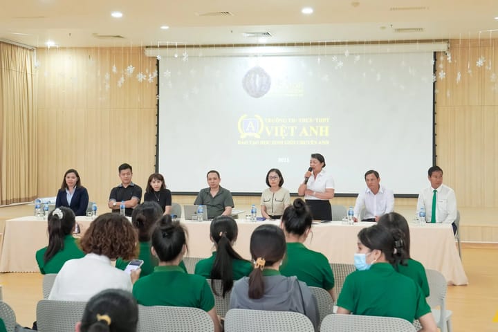 Album: 20250228 - Lễ ra mắt MGIS Mekong Xanh — Trường Việt Anh