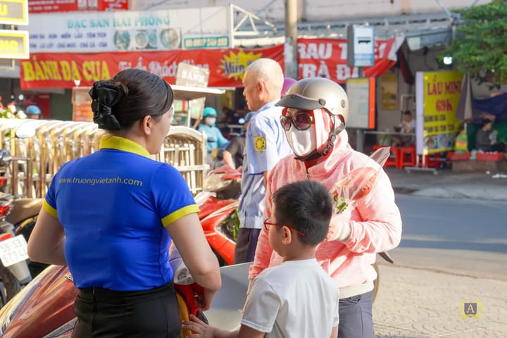 Album: 20250308 - Mầm non Việt Anh - Tặng quà 8/3 phụ huynh 08/03 — Trường Việt Anh