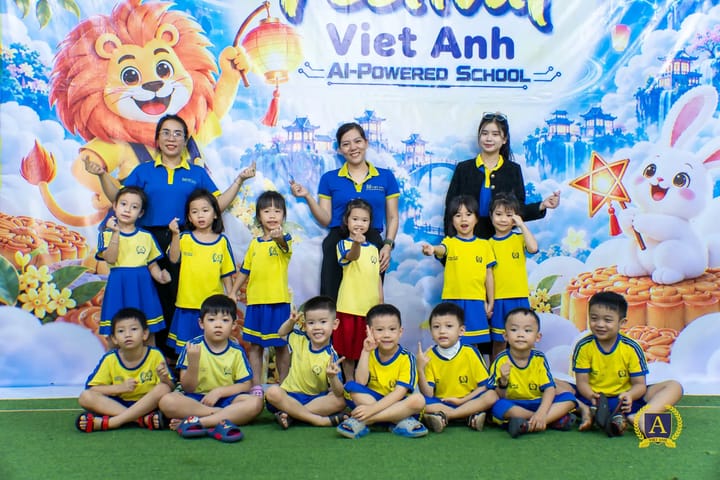 Album: TIỀN TIỂU HỌC — Trường Việt Anh