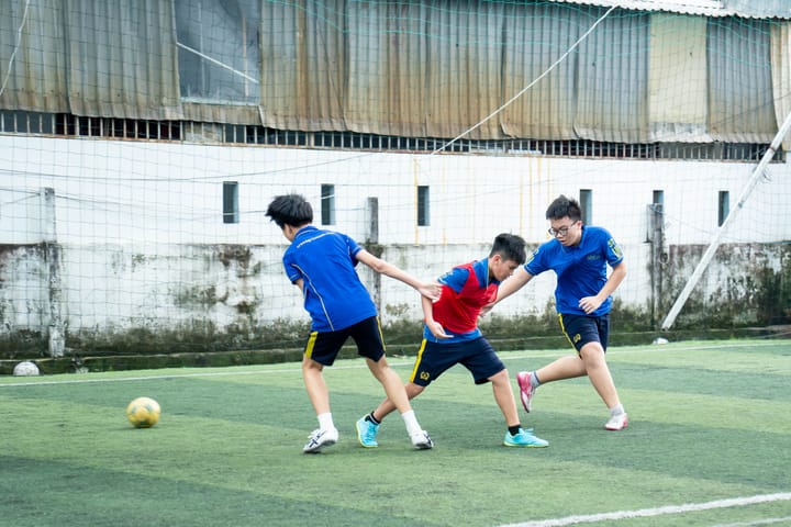 Album: CLB Bóng Đá THCS - THPT — Trường Việt Anh